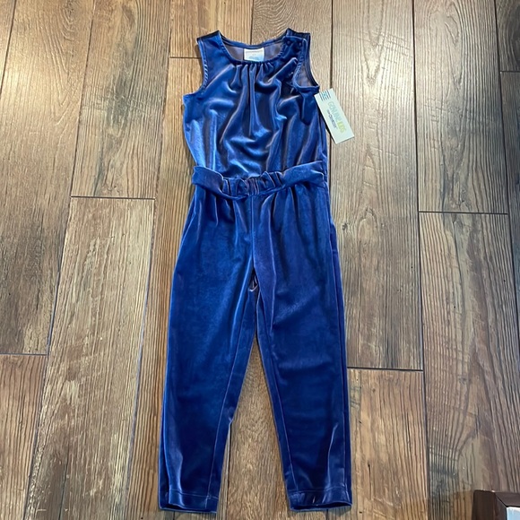 NWT - Picture 1 of 4